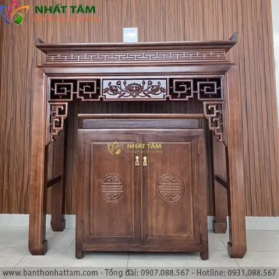 Lựa chọn màu sơn bàn thờ